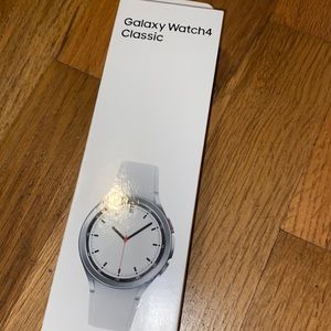 NWT Samsung Galaxy Watch4 Classic